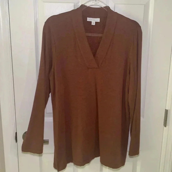 J. Jill Tops - J Jill, pure gel, tranquility fleece size medium, dark brown/rust color